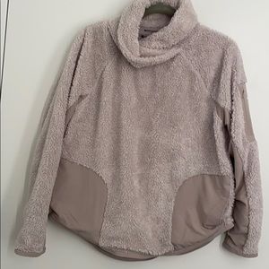 Nike Woman Sherpa fleece